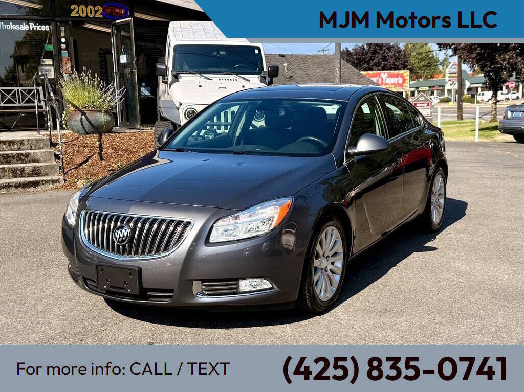 2011 Buick Regal CXL Sedan FWD