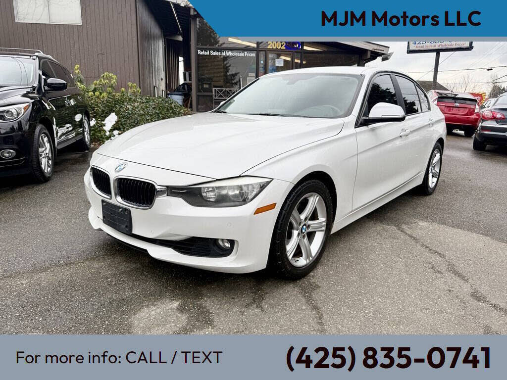 2014 BMW 3 Series 328i Sedan RWD