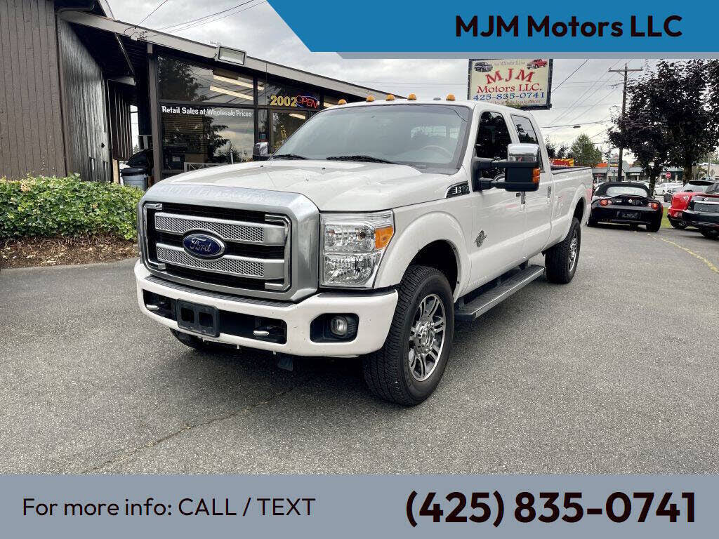 2015 Ford F-350 Super Duty Platinum Crew Cab LB DRW 4WD