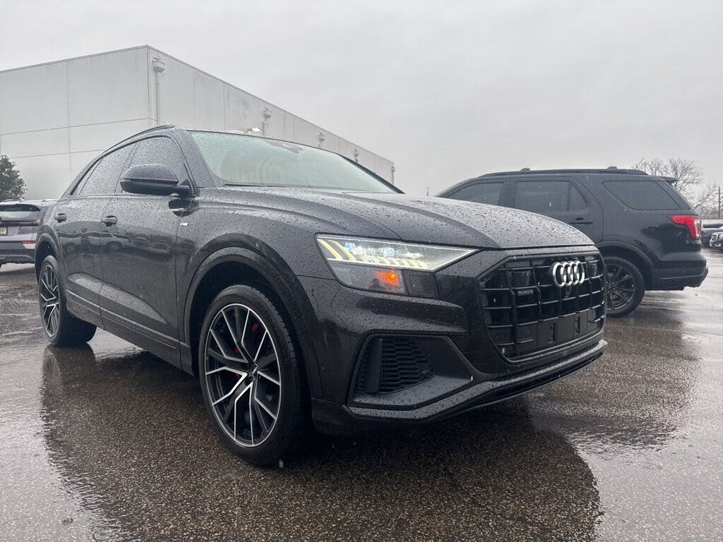 2020 Audi Q8 quattro Premium Plus 55 TFSI