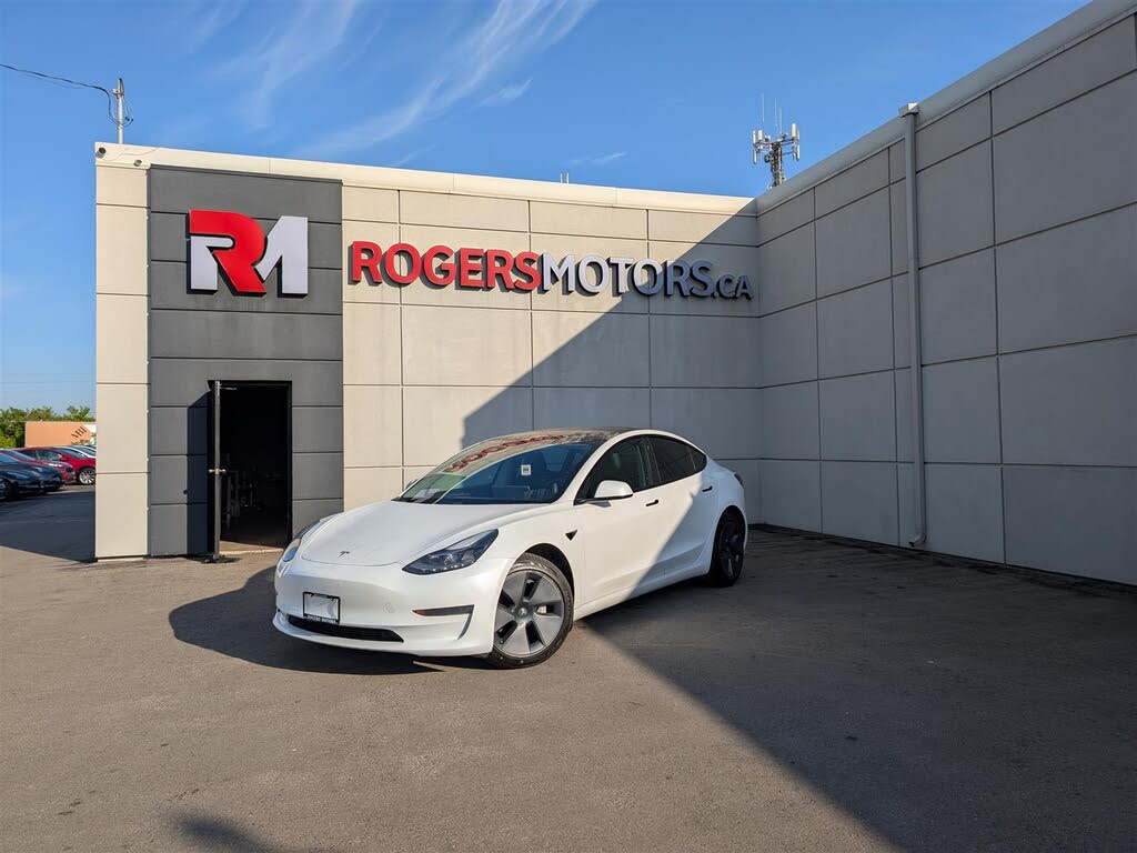 2021 Tesla Model 3 Standard Range Plus RWD