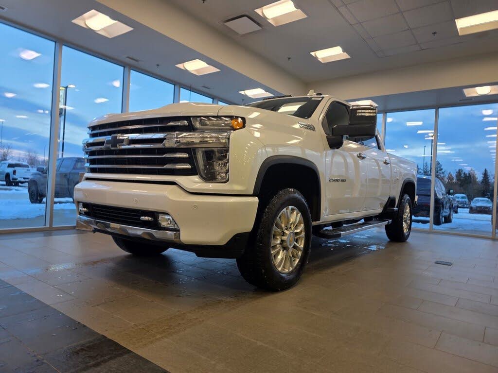 2022 Chevrolet Silverado 2500HD High Country Crew Cab 4WD