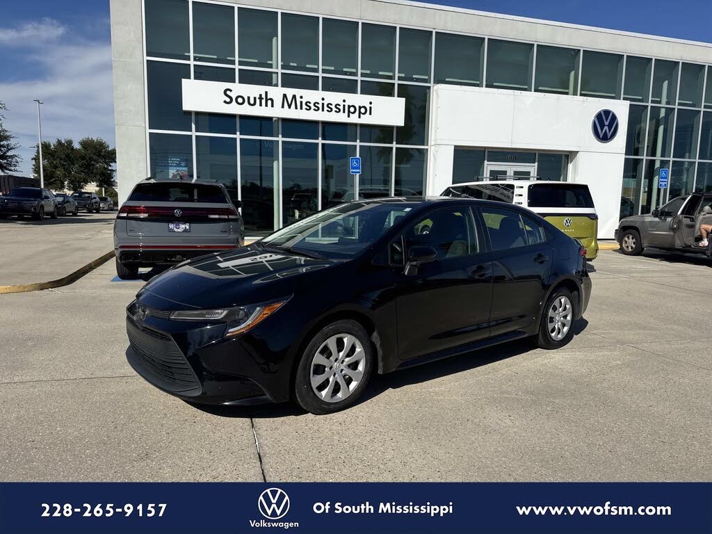 2024 Toyota Corolla LE FWD