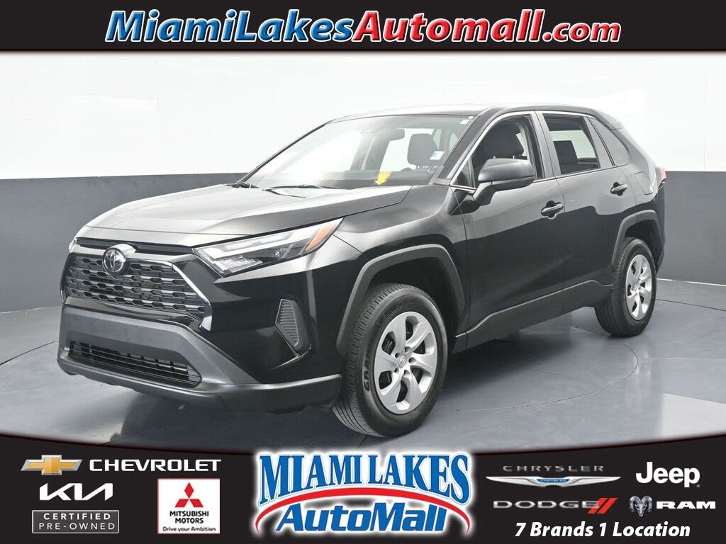 2024 Toyota RAV4 LE FWD
