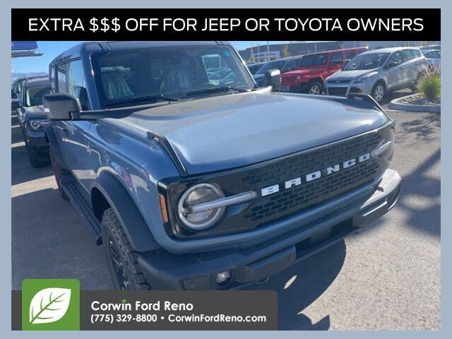 2025 Ford Bronco Outer Banks 4-Door 4WD