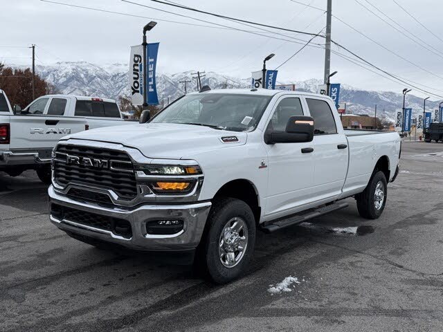 2025 RAM 2500 Tradesman Crew Cab LB 4WD