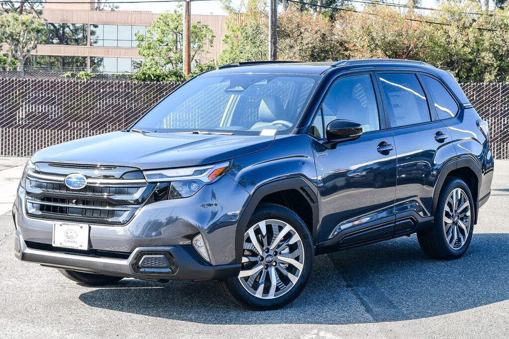 2025 Subaru Forester Hybrid Touring AWD