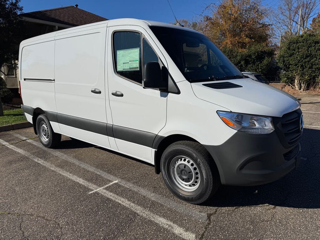 2026 Mercedes-Benz Sprinter Cargo 2500 144 RWD