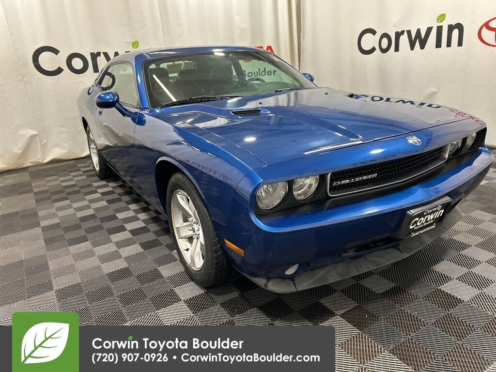 2009 Dodge Challenger SE RWD