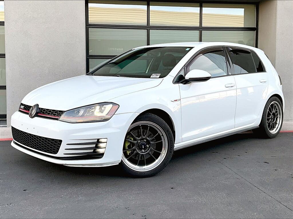 2015 Volkswagen Golf GTI 2.0T S 4-Door FWD