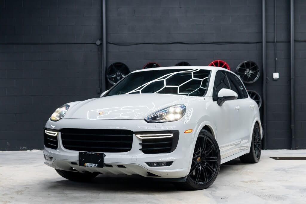 2017 Porsche Cayenne GTS AWD