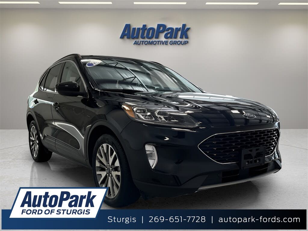 2022 Ford Escape Titanium AWD