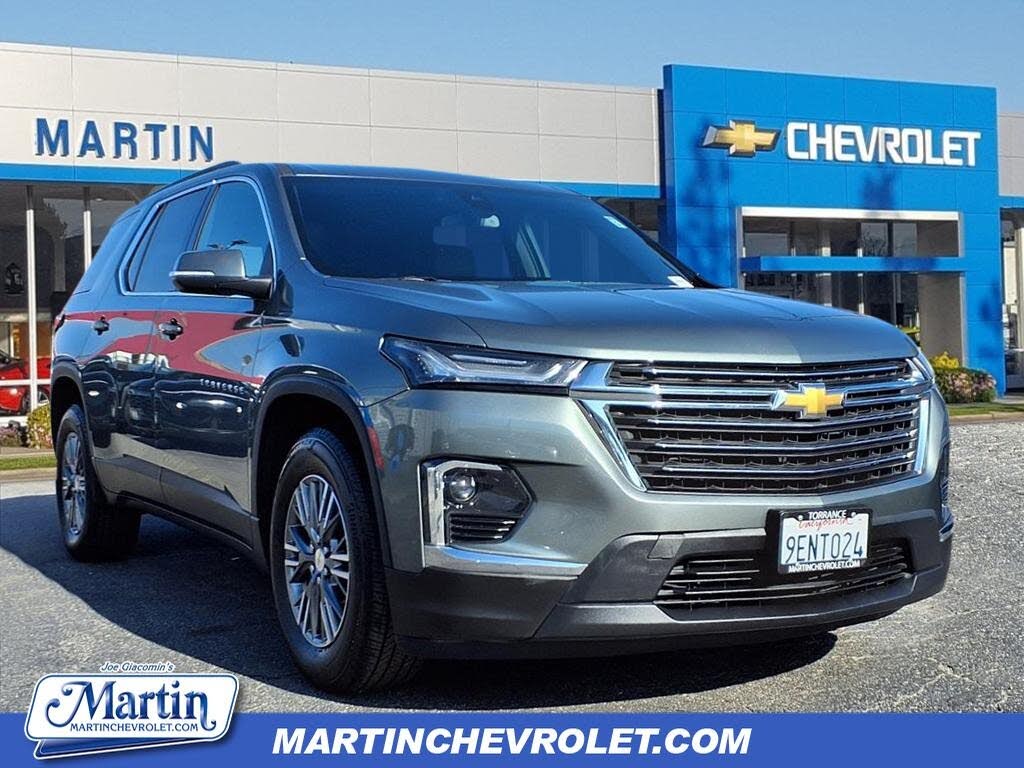 2023 Chevrolet Traverse LT Cloth FWD