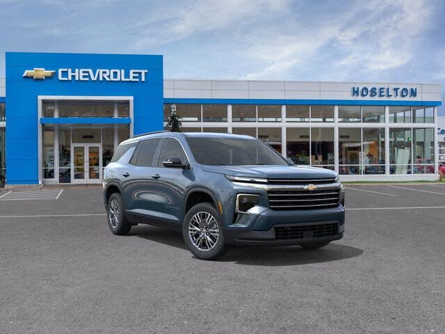 2025 Chevrolet Traverse LT FWD