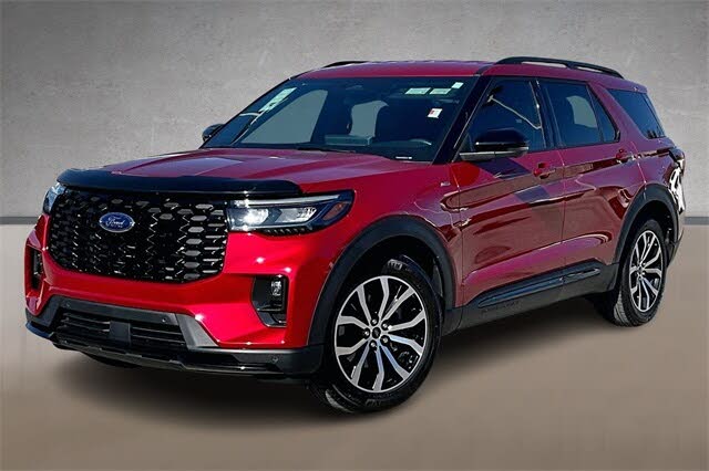 2025 Ford Explorer ST-Line RWD