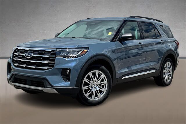 2025 Ford Explorer Active AWD