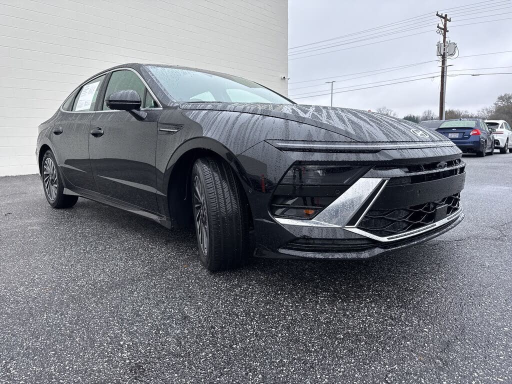 2025 Hyundai Sonata Hybrid Limited FWD