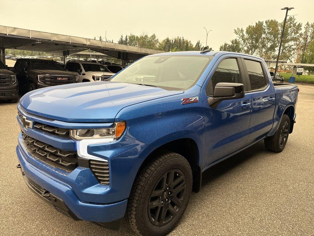 Chevrolet Silverado 1500 RST Crew Cab 4WD 2026