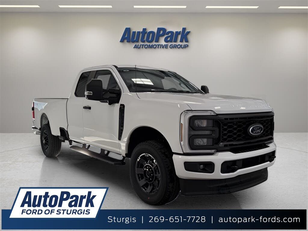 2026 Ford F-350 Super Duty XL Crew Cab 4WD