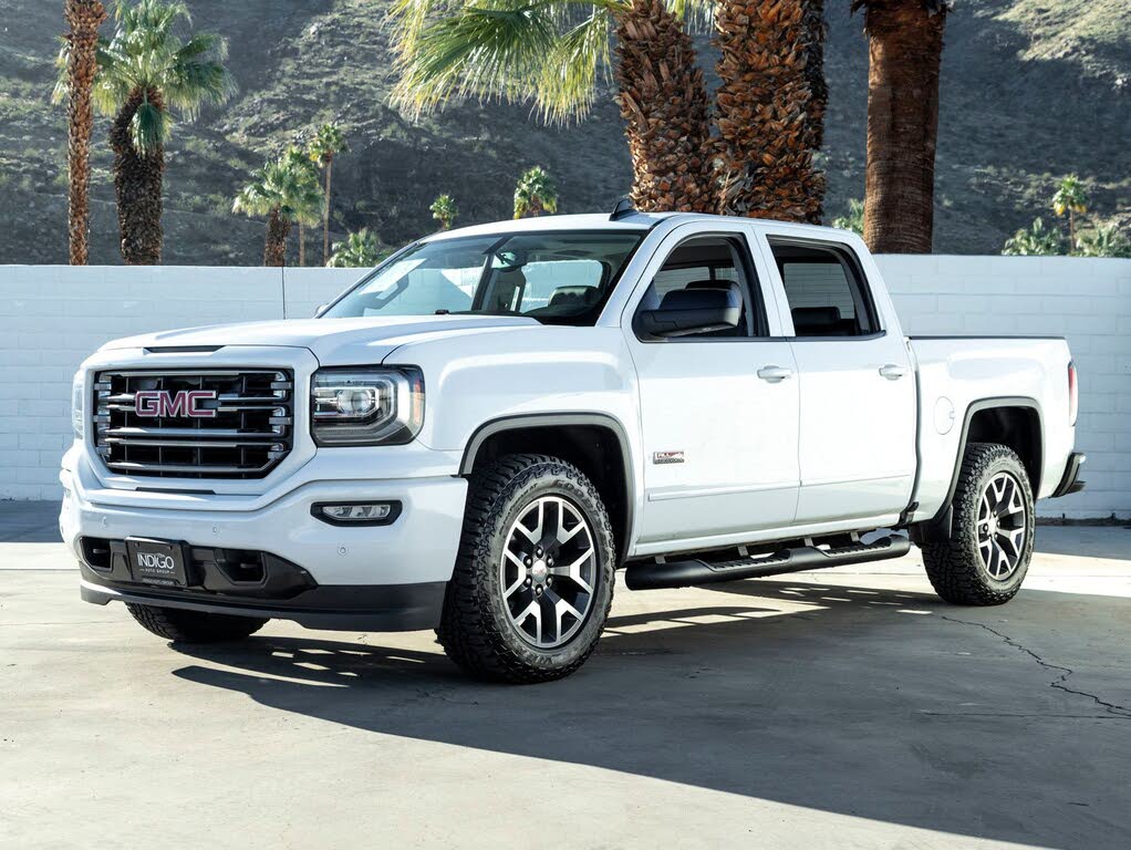 2017 GMC Sierra 1500 SLT Crew Cab 4WD