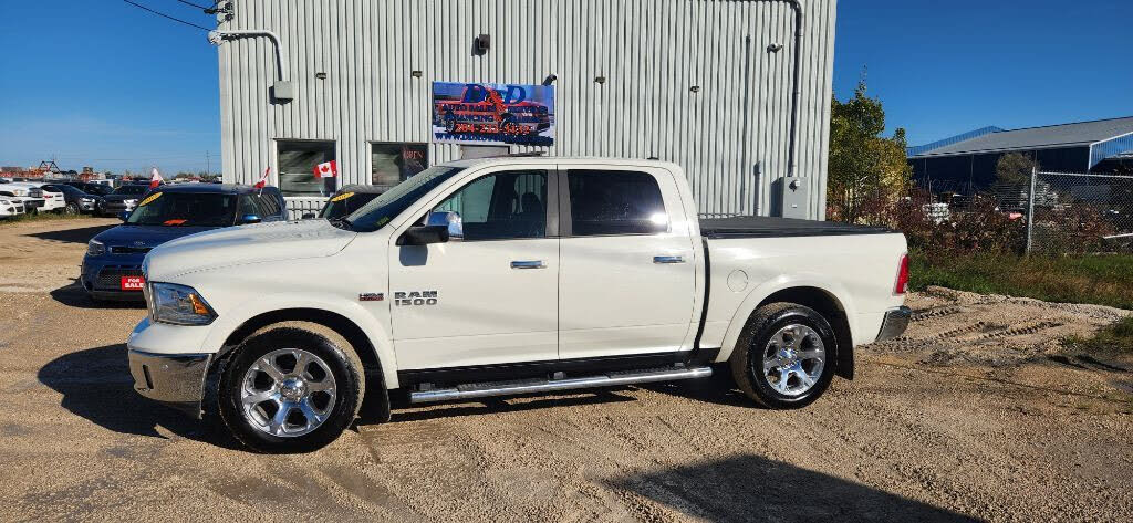 2017 RAM 1500 Laramie Crew Cab 4WD