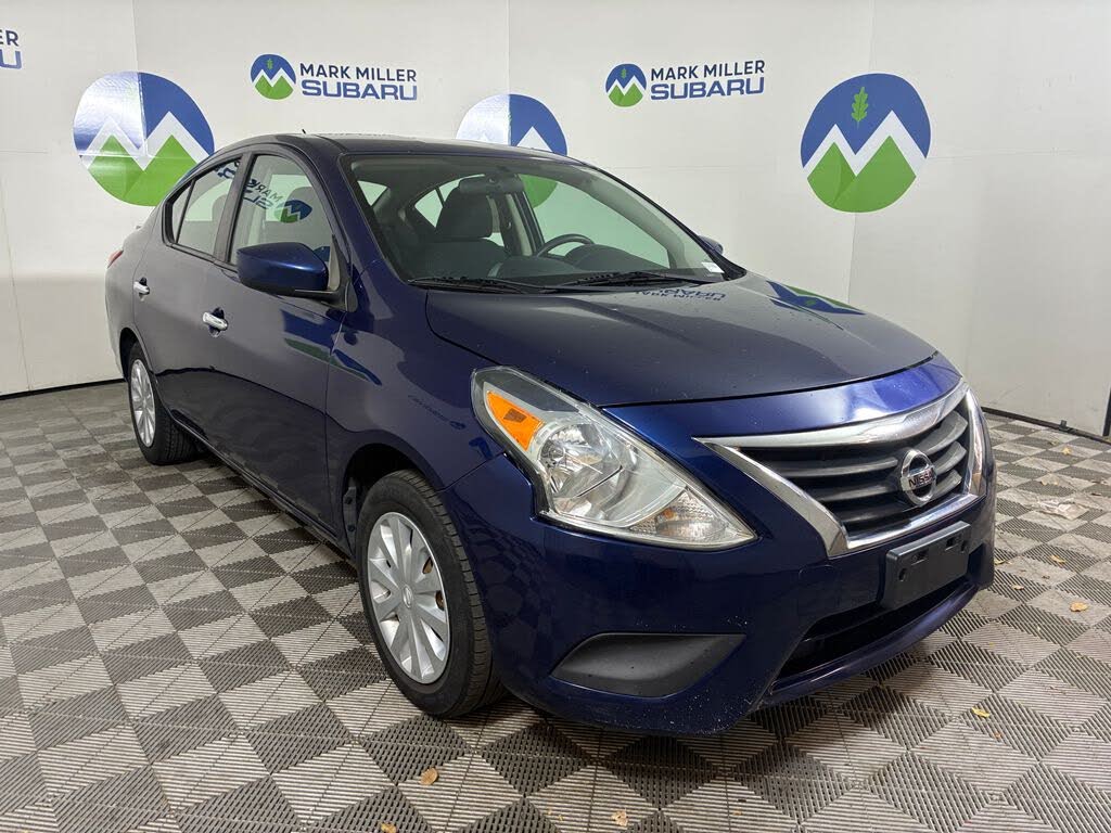 2019 Nissan Versa SV FWD