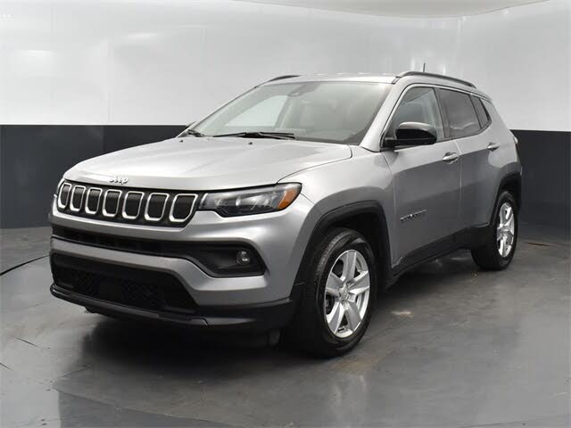 2022 Jeep Compass Latitude FWD