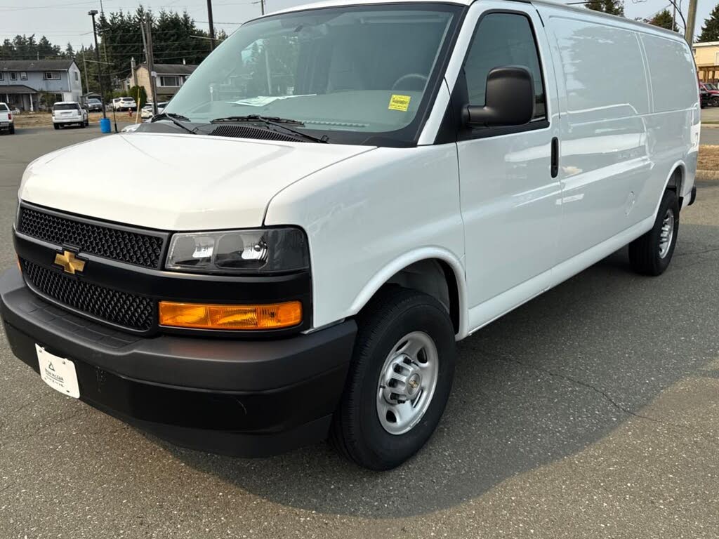 2025 Chevrolet Express Cargo 2500 RWD