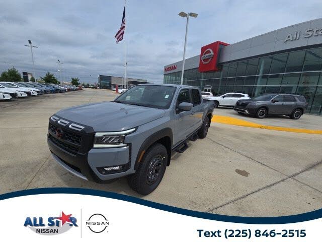 2025 Nissan Frontier PRO-4X Crew Cab 4WD