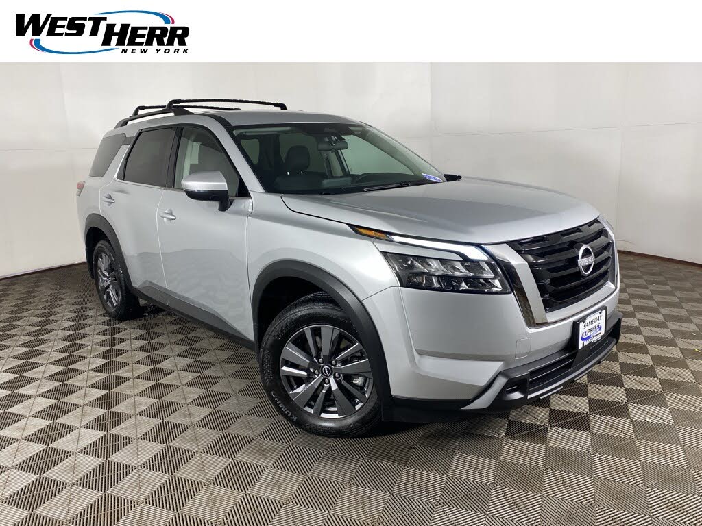 2025 Nissan Pathfinder SV 4WD