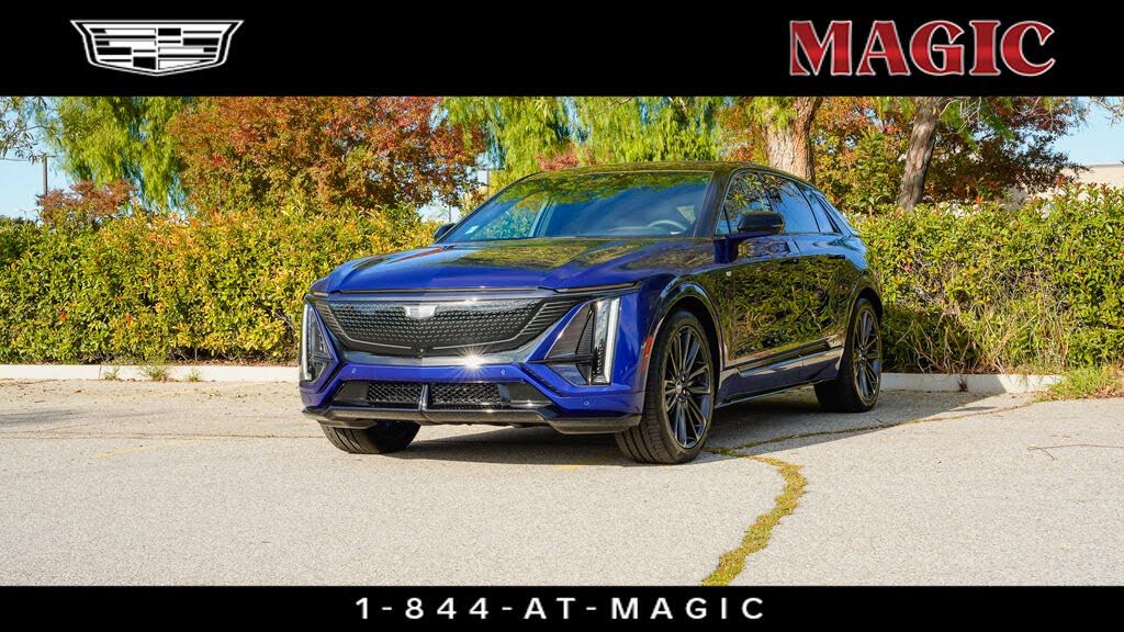 2026 Cadillac LYRIQ-V AWD