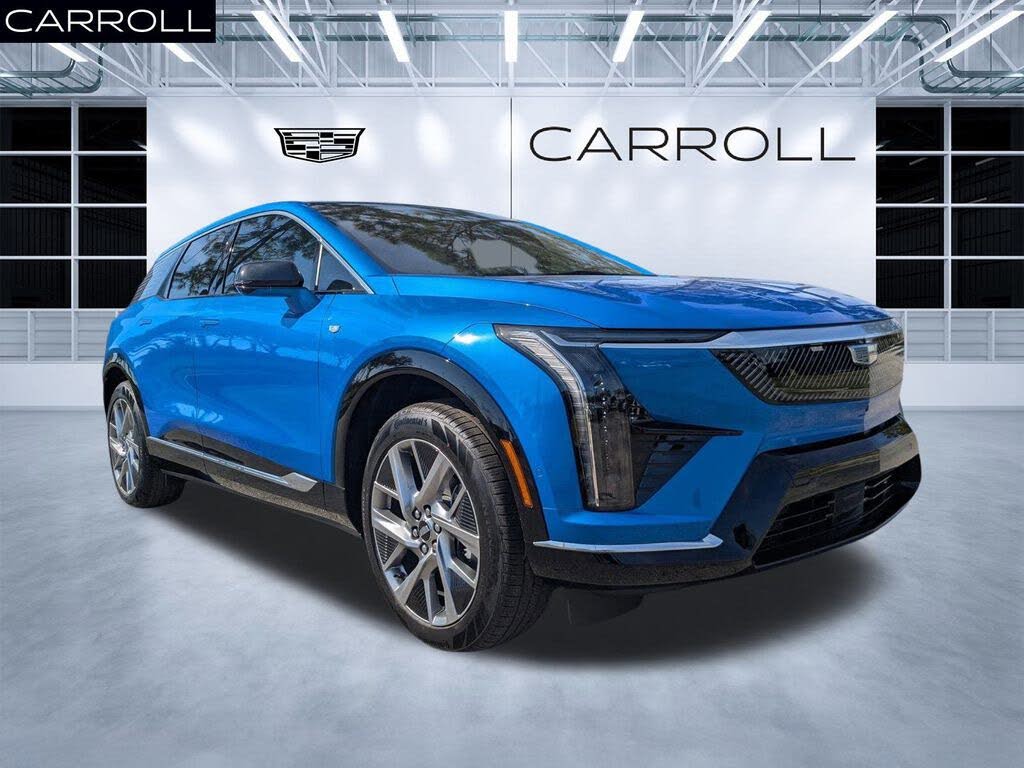 2026 Cadillac OPTIQ Luxury AWD