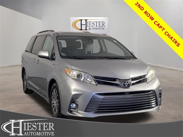 2018 Toyota Sienna XLE 7-Passenger FWD with Auto-Access Seat