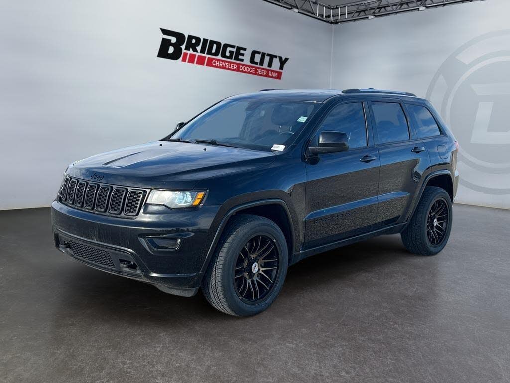 2021 Jeep Grand Cherokee Laredo 4WD