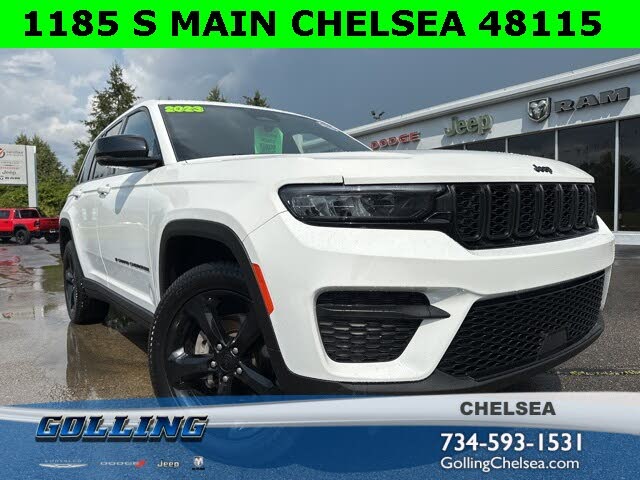 2023 Jeep Grand Cherokee Altitude 4WD