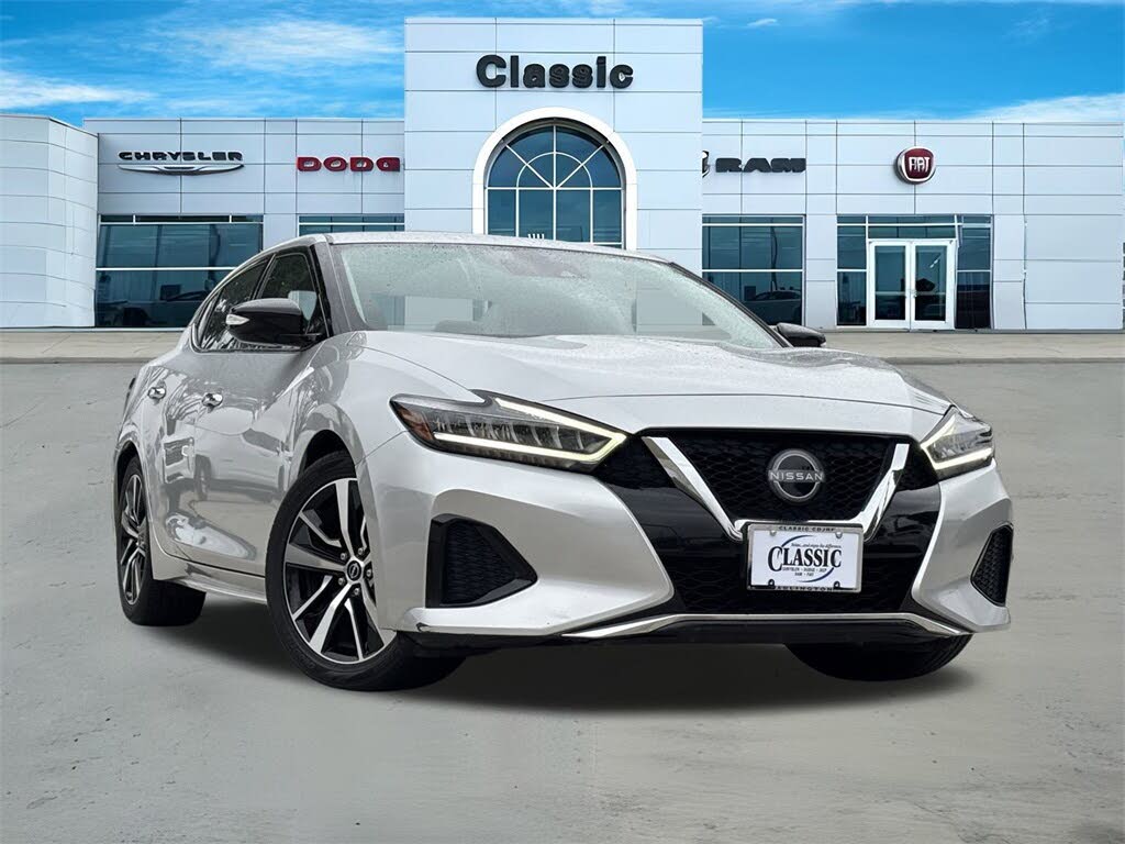 2023 Nissan Maxima SV FWD