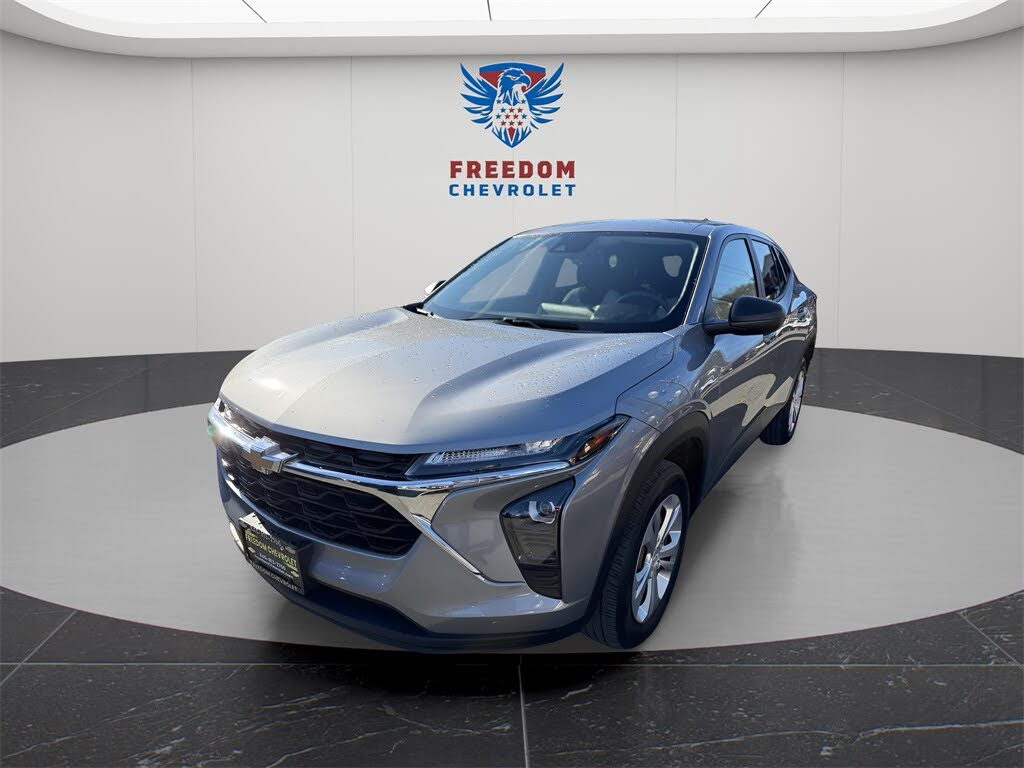 2024 Chevrolet Trax LS FWD