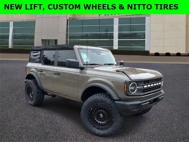 2025 Ford Bronco 4-Door 4WD