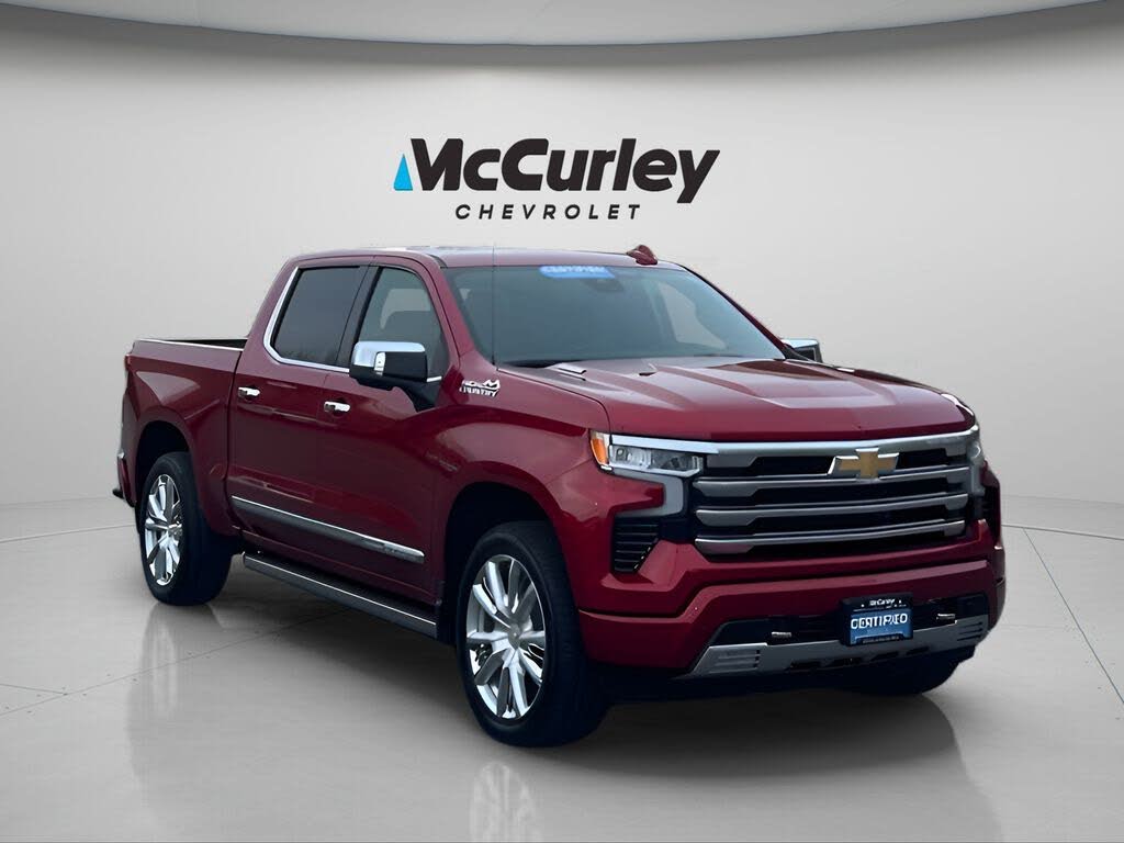 2026 Chevrolet Silverado 1500 High Country Crew Cab 4WD