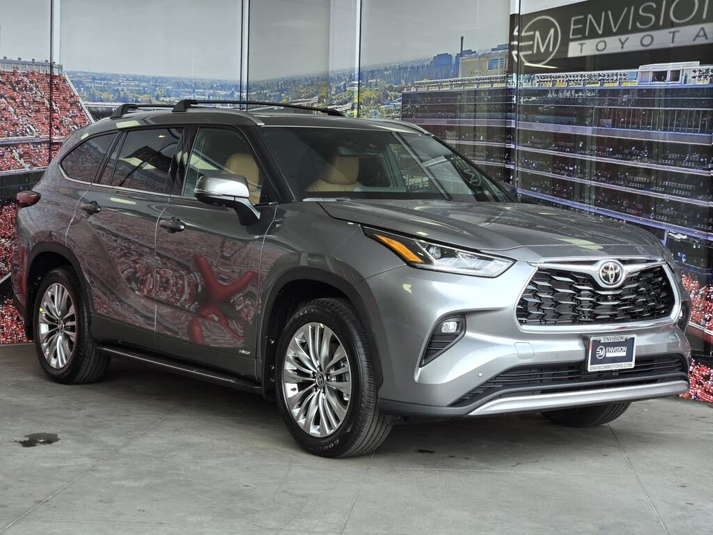 2026 Toyota Highlander Hybrid Platinum AWD