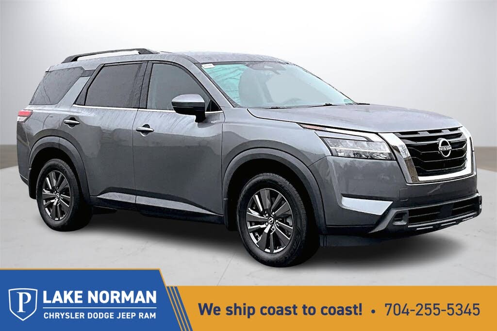 2022 Nissan Pathfinder SV FWD