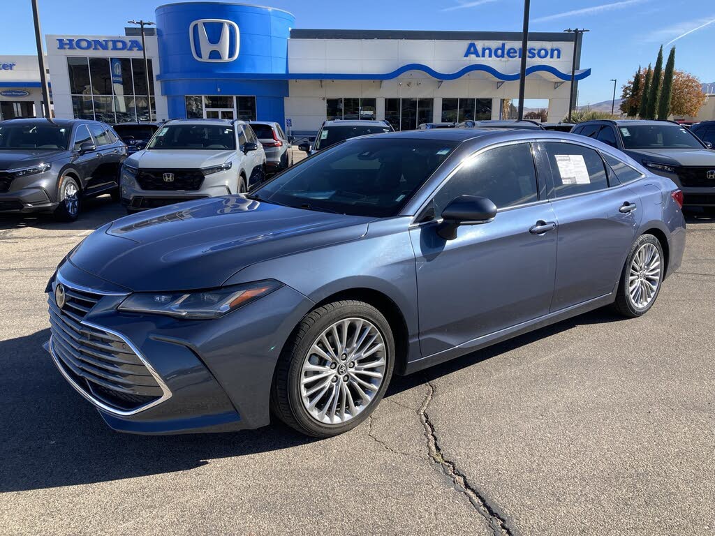 2022 Toyota Avalon Limited FWD