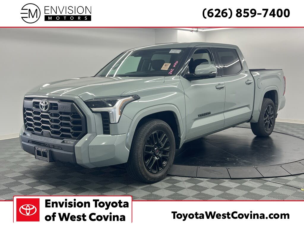 2022 Toyota Tundra SR5 CrewMax Cab RWD