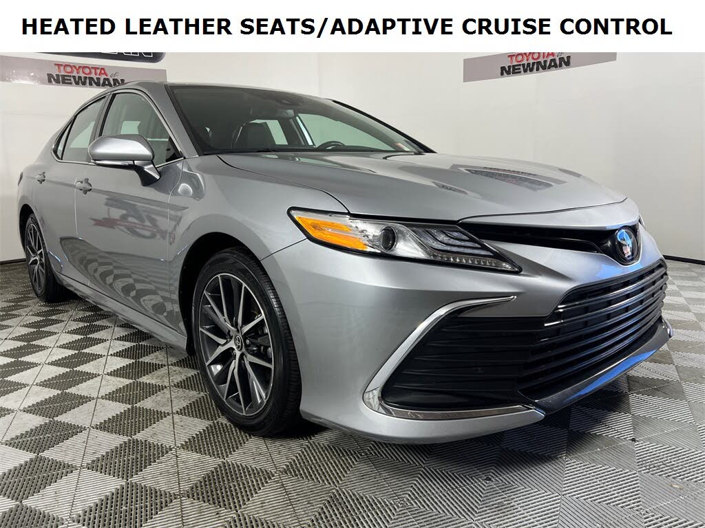2024 Toyota Camry XLE FWD