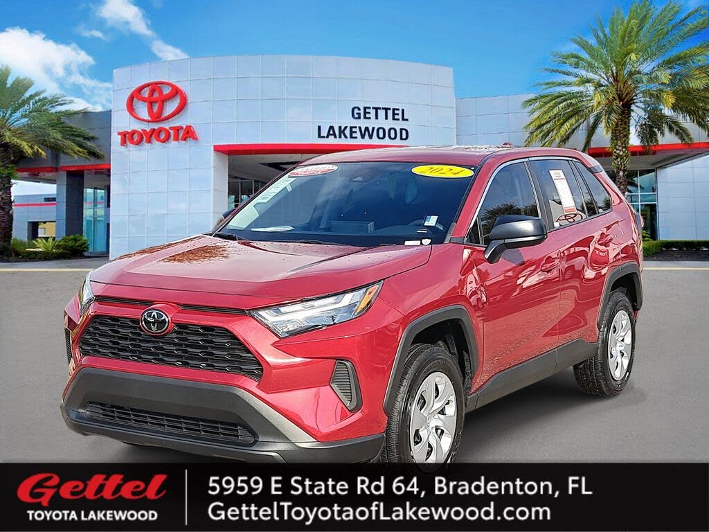 2024 Toyota RAV4 LE FWD