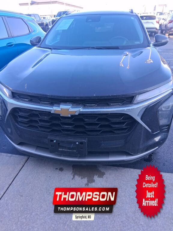 2025 Chevrolet Trax LT FWD