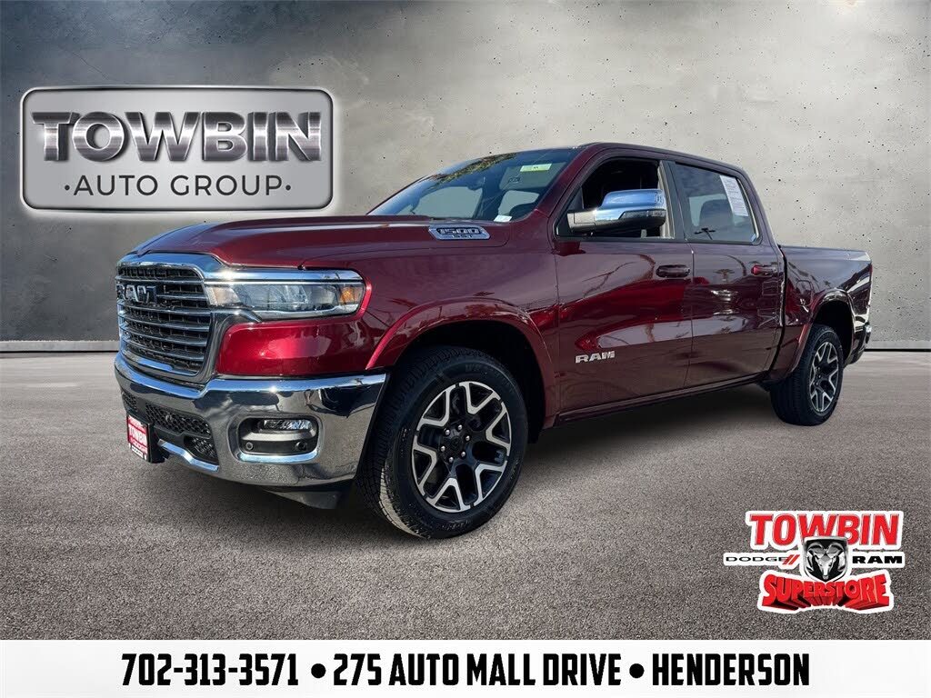 2025 RAM 1500 Laramie Crew Cab 4WD