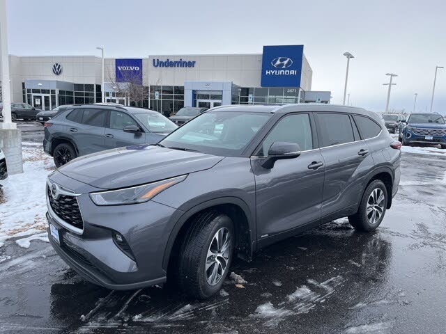 2025 Toyota Highlander Hybrid XLE AWD