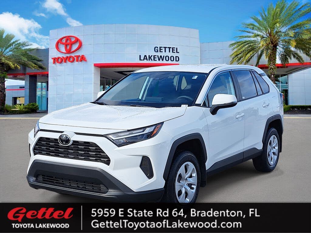 2025 Toyota RAV4 LE FWD