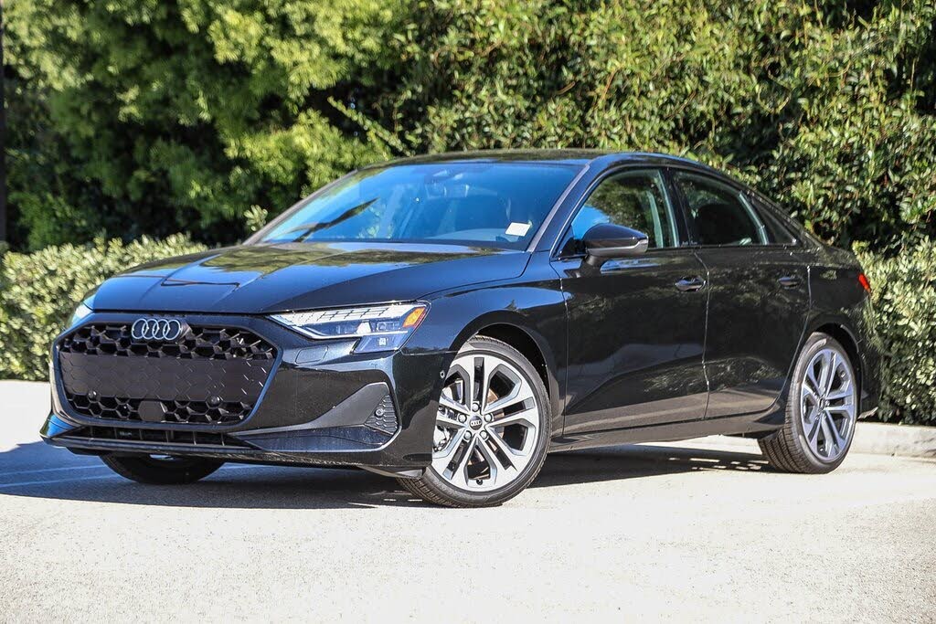 2025 Audi A3 quattro Premium 40 TFSI